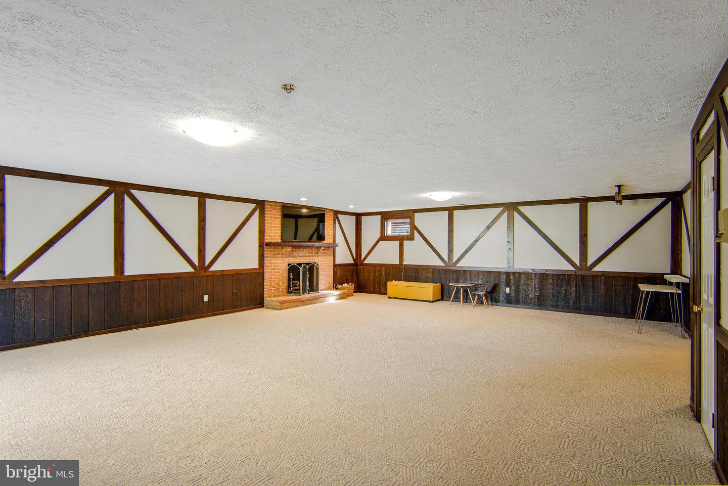 6363 LYNWOOD HILL RD, MCLEAN, Virginia 22101, 5 Bedrooms Bedrooms, ,4 BathroomsBathrooms,Residential,For sale,6363 LYNWOOD HILL RD,VAFX2238858 MLS # VAFX2238858