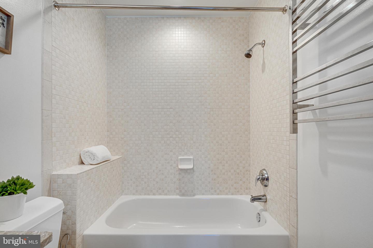 1410 12TH ST NW #2, WASHINGTON, District Of Columbia 20005, 1 Bedroom Bedrooms, ,1 BathroomBathrooms,Residential,For sale,1410 12TH ST NW #2,DCDC2199184 MLS # DCDC2199184