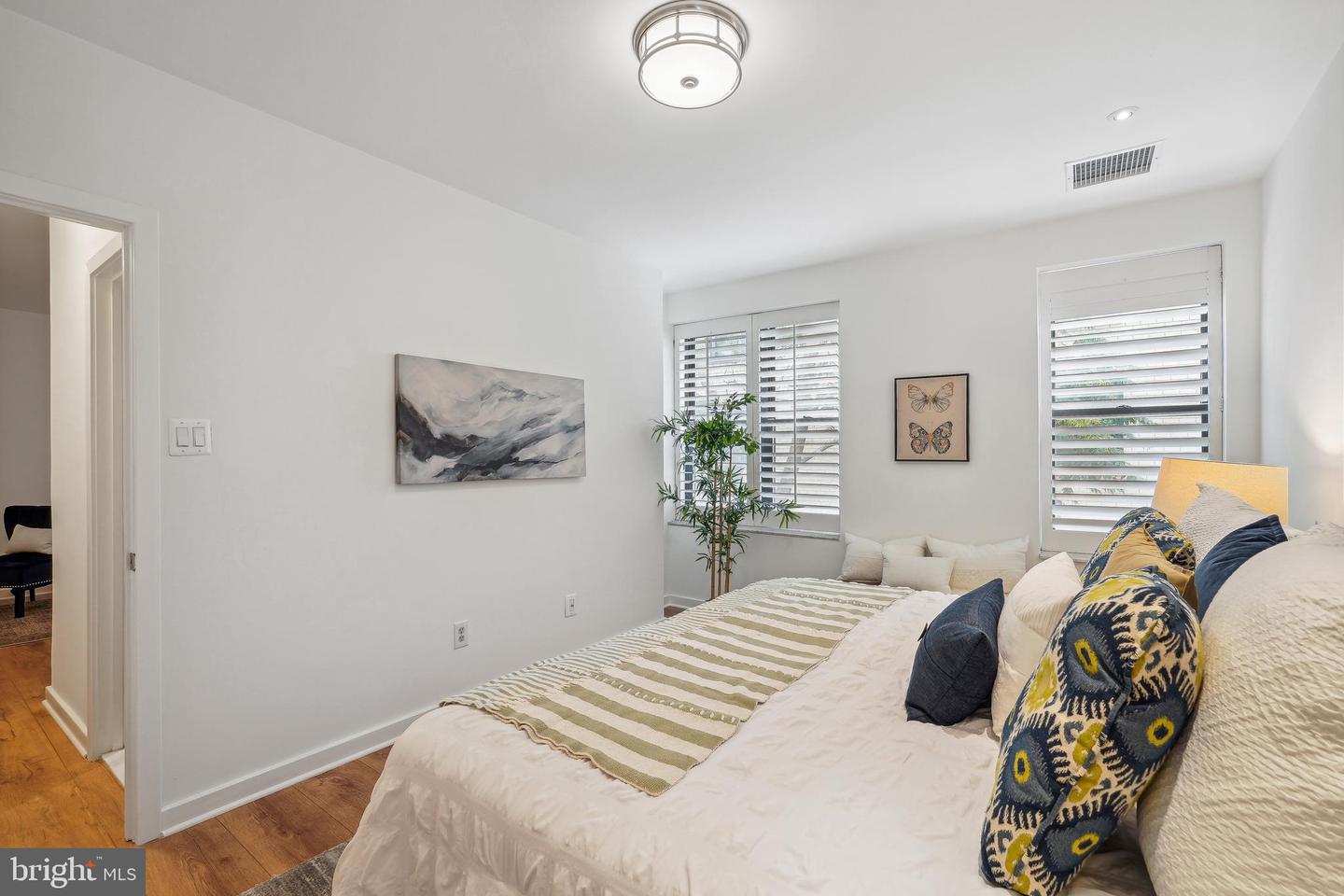 2138 CALIFORNIA ST NW #506, WASHINGTON, District Of Columbia 20008, 1 Bedroom Bedrooms, ,1 BathroomBathrooms,Residential,For sale,2138 CALIFORNIA ST NW #506,DCDC2199202 MLS # DCDC2199202