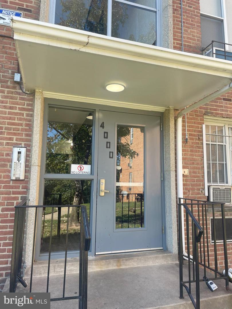 4000 E SE #102, WASHINGTON, District Of Columbia 20019, 2 Bedrooms Bedrooms, ,1 BathroomBathrooms,Residential,For sale,4000 E SE #102,DCDC2163354 MLS # DCDC2163354