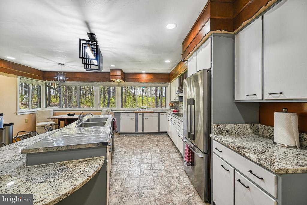 9549 FREDERICKS HALL RD, MINERAL, Virginia 23117, 4 Bedrooms Bedrooms, ,5 BathroomsBathrooms,Residential,9549 FREDERICKS HALL RD,VALA2007696 MLS # VALA2007696
