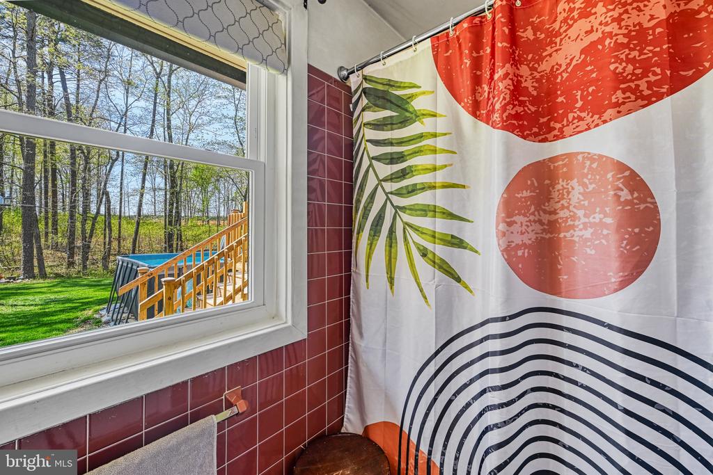 9549 FREDERICKS HALL RD, MINERAL, Virginia 23117, 4 Bedrooms Bedrooms, ,5 BathroomsBathrooms,Residential,9549 FREDERICKS HALL RD,VALA2007696 MLS # VALA2007696