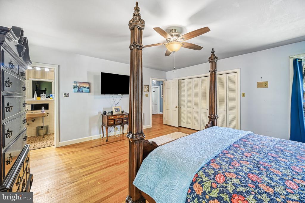 9549 FREDERICKS HALL RD, MINERAL, Virginia 23117, 4 Bedrooms Bedrooms, ,5 BathroomsBathrooms,Residential,9549 FREDERICKS HALL RD,VALA2007696 MLS # VALA2007696