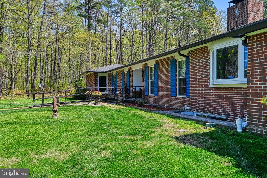 9549 FREDERICKS HALL RD, MINERAL, Virginia 23117, 4 Bedrooms Bedrooms, ,5 BathroomsBathrooms,Residential,9549 FREDERICKS HALL RD,VALA2007696 MLS # VALA2007696