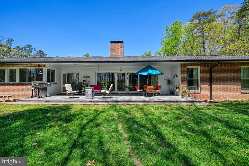9549 FREDERICKS HALL RD, MINERAL, Virginia 23117, 4 Bedrooms Bedrooms, ,5 BathroomsBathrooms,Residential,9549 FREDERICKS HALL RD,VALA2007696 MLS # VALA2007696