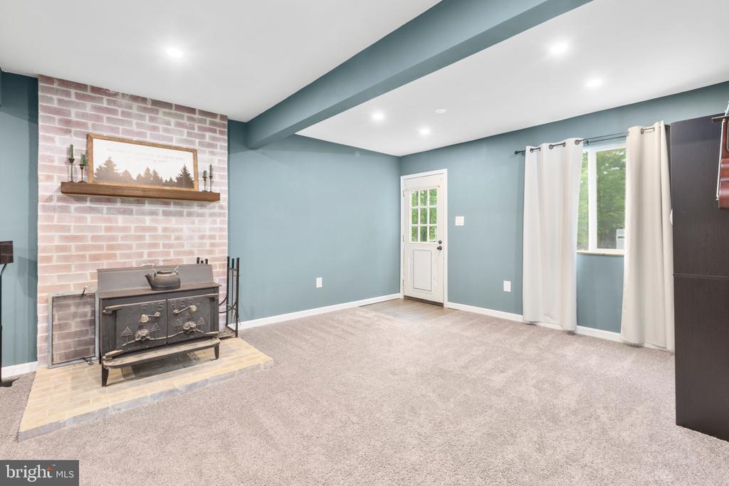 6807 WILD TURKEY DR, SPOTSYLVANIA, Virginia 22553, 3 Bedrooms Bedrooms, ,1 BathroomBathrooms,Residential,6807 WILD TURKEY DR,VASP2032812 MLS # VASP2032812