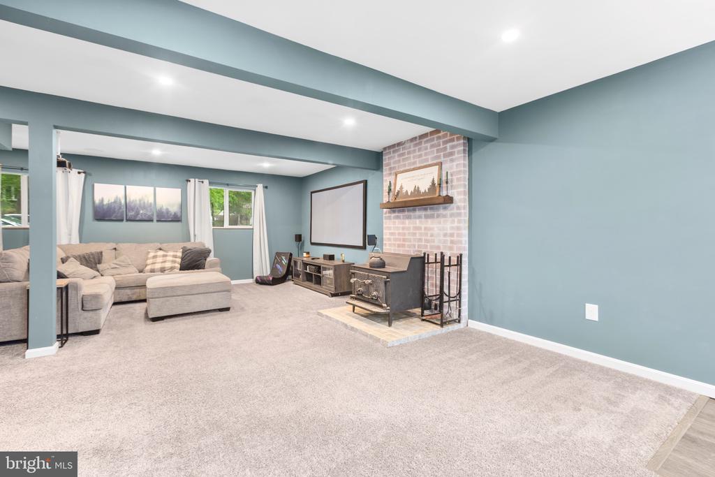 6807 WILD TURKEY DR, SPOTSYLVANIA, Virginia 22553, 3 Bedrooms Bedrooms, ,1 BathroomBathrooms,Residential,6807 WILD TURKEY DR,VASP2032812 MLS # VASP2032812