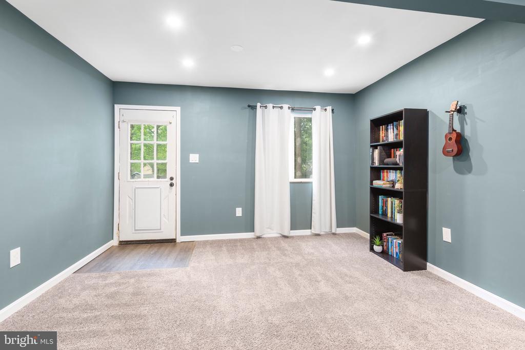 6807 WILD TURKEY DR, SPOTSYLVANIA, Virginia 22553, 3 Bedrooms Bedrooms, ,1 BathroomBathrooms,Residential,6807 WILD TURKEY DR,VASP2032812 MLS # VASP2032812
