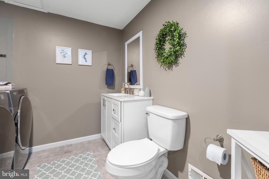 6807 WILD TURKEY DR, SPOTSYLVANIA, Virginia 22553, 3 Bedrooms Bedrooms, ,1 BathroomBathrooms,Residential,6807 WILD TURKEY DR,VASP2032812 MLS # VASP2032812