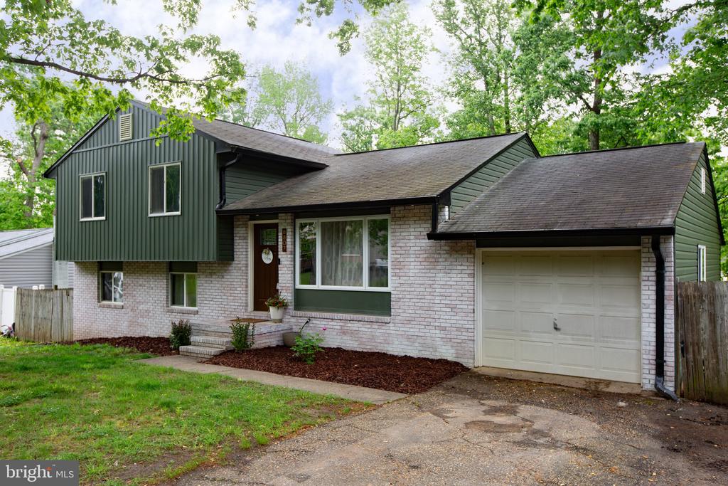 6807 WILD TURKEY DR, SPOTSYLVANIA, Virginia 22553, 3 Bedrooms Bedrooms, ,1 BathroomBathrooms,Residential,6807 WILD TURKEY DR,VASP2032812 MLS # VASP2032812