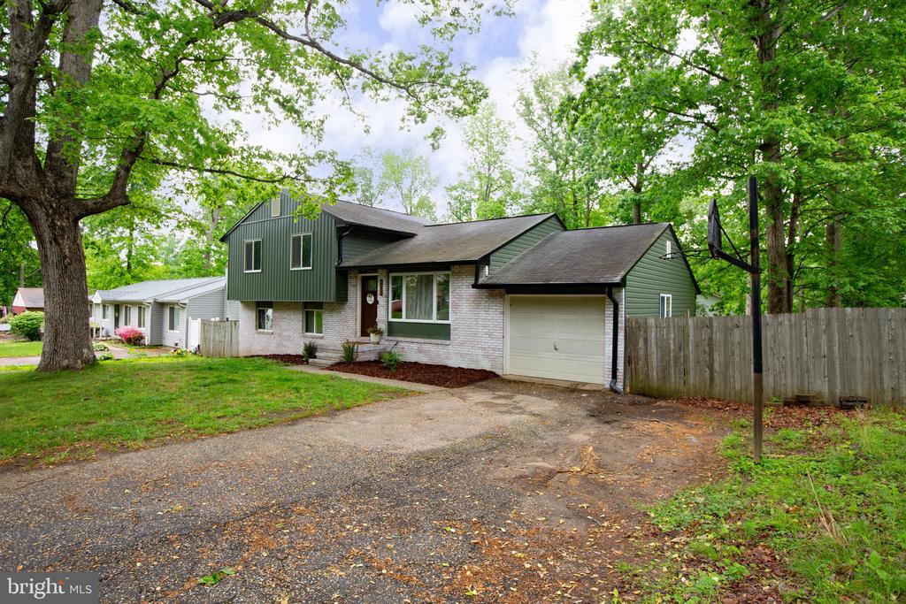 6807 WILD TURKEY DR, SPOTSYLVANIA, Virginia 22553, 3 Bedrooms Bedrooms, ,1 BathroomBathrooms,Residential,6807 WILD TURKEY DR,VASP2032812 MLS # VASP2032812