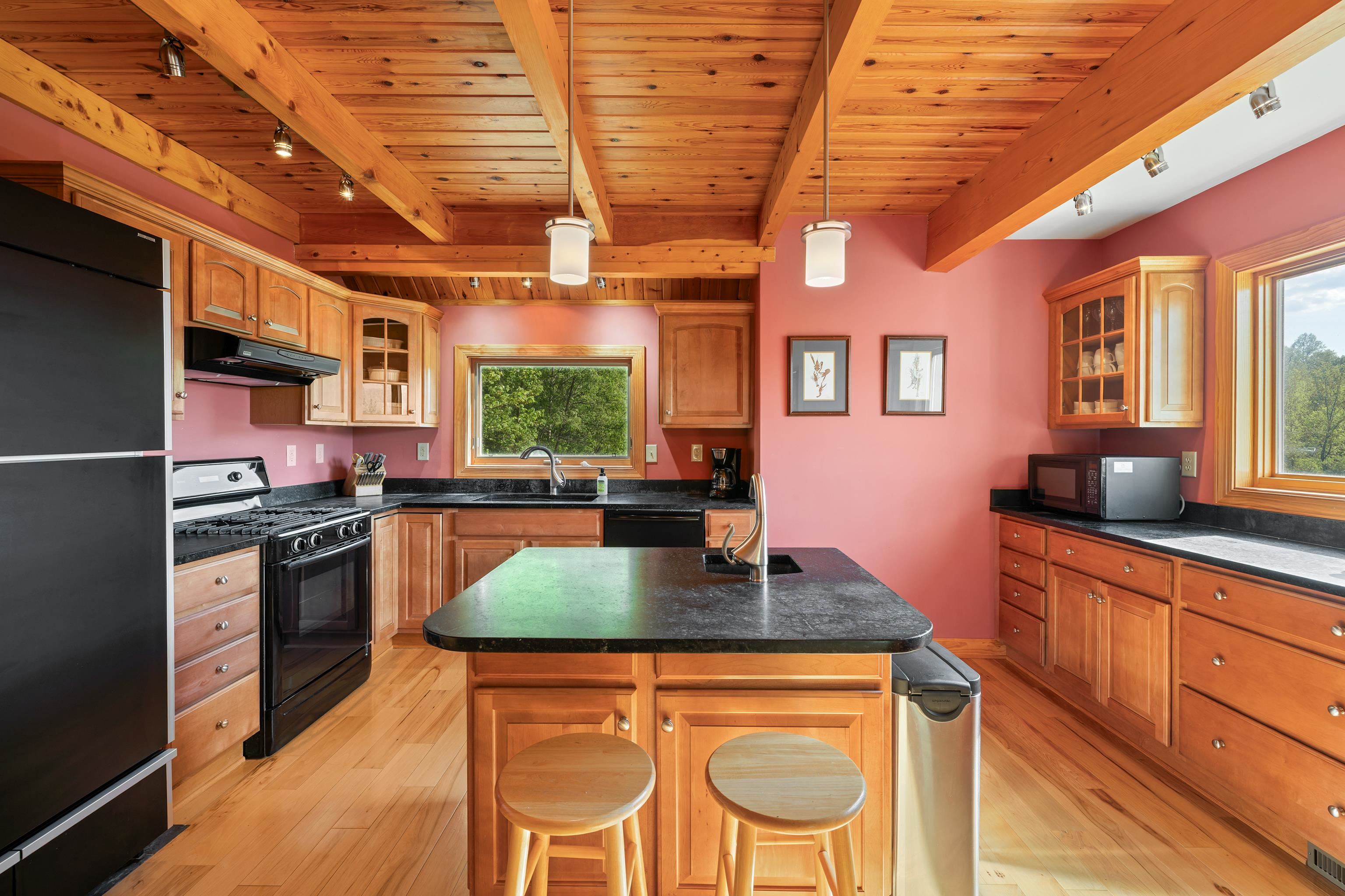 66 SPENCER LN, LOVINGSTON, Virginia 22949, 6 Bedrooms Bedrooms, ,3 BathroomsBathrooms,Residential,REHOBOTH,66 SPENCER LN,664170 MLS # 664170
