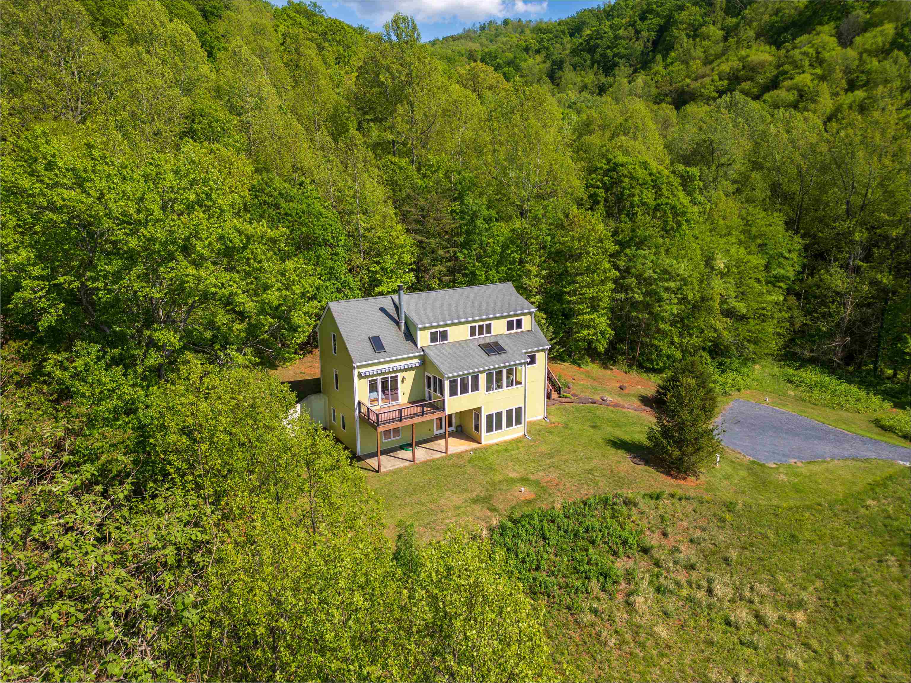 66 SPENCER LN, LOVINGSTON, Virginia 22949, 6 Bedrooms Bedrooms, ,3 BathroomsBathrooms,Residential,REHOBOTH,66 SPENCER LN,664170 MLS # 664170