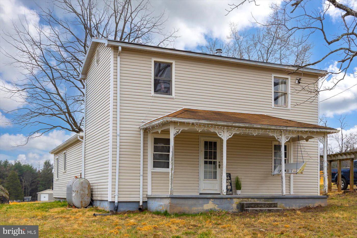146 HOWARDS CHAPEL RD, WINCHESTER, Virginia 22603, 3 Bedrooms Bedrooms, ,2 BathroomsBathrooms,Farm,For sale,146 HOWARDS CHAPEL RD,VAFV2033988 MLS # VAFV2033988