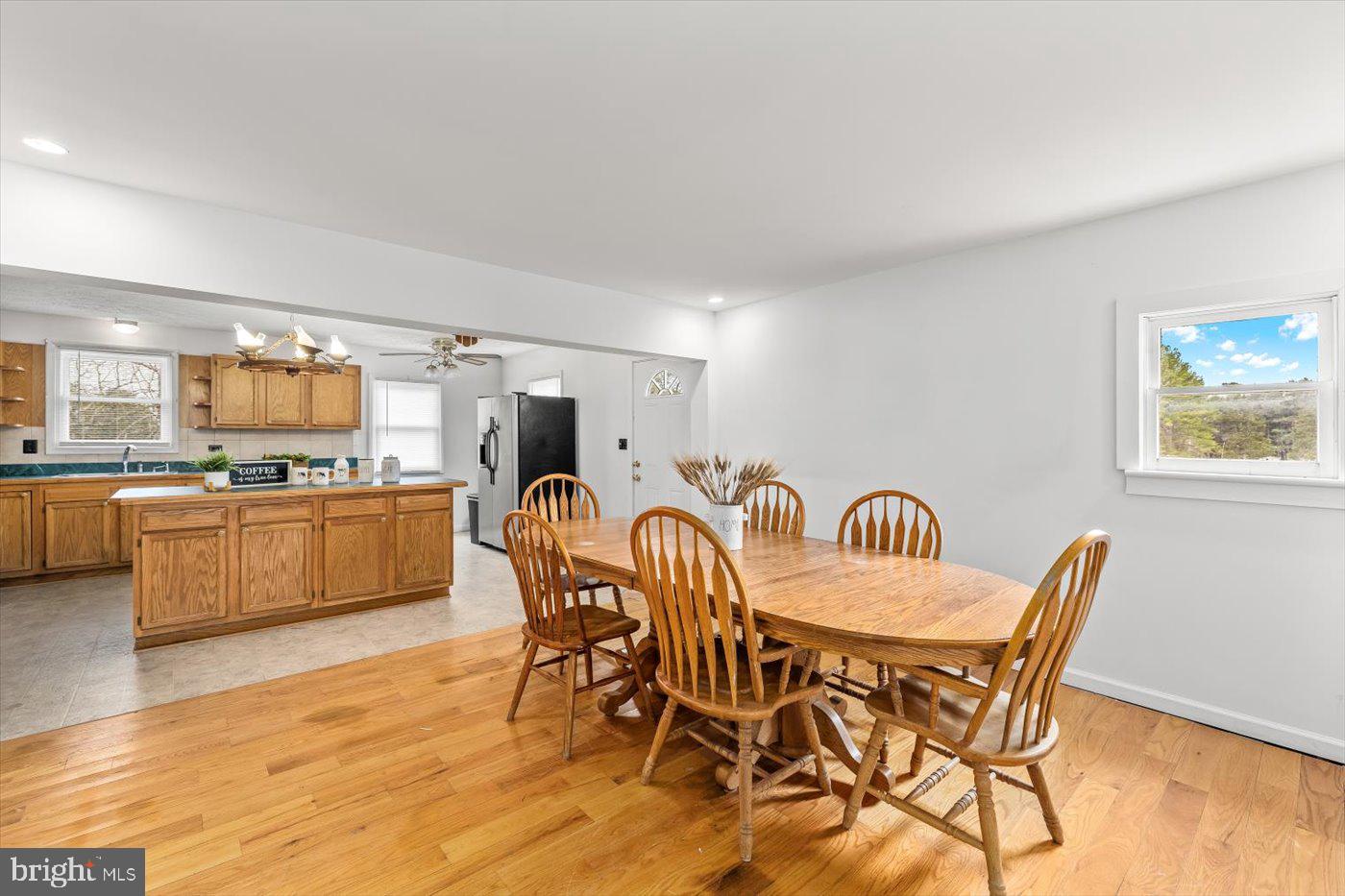 146 HOWARDS CHAPEL RD, WINCHESTER, Virginia 22603, 3 Bedrooms Bedrooms, ,2 BathroomsBathrooms,Farm,For sale,146 HOWARDS CHAPEL RD,VAFV2033988 MLS # VAFV2033988