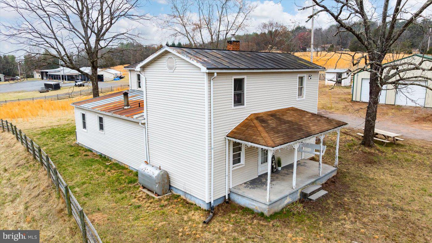 146 HOWARDS CHAPEL RD, WINCHESTER, Virginia 22603, 3 Bedrooms Bedrooms, ,2 BathroomsBathrooms,Farm,For sale,146 HOWARDS CHAPEL RD,VAFV2033988 MLS # VAFV2033988