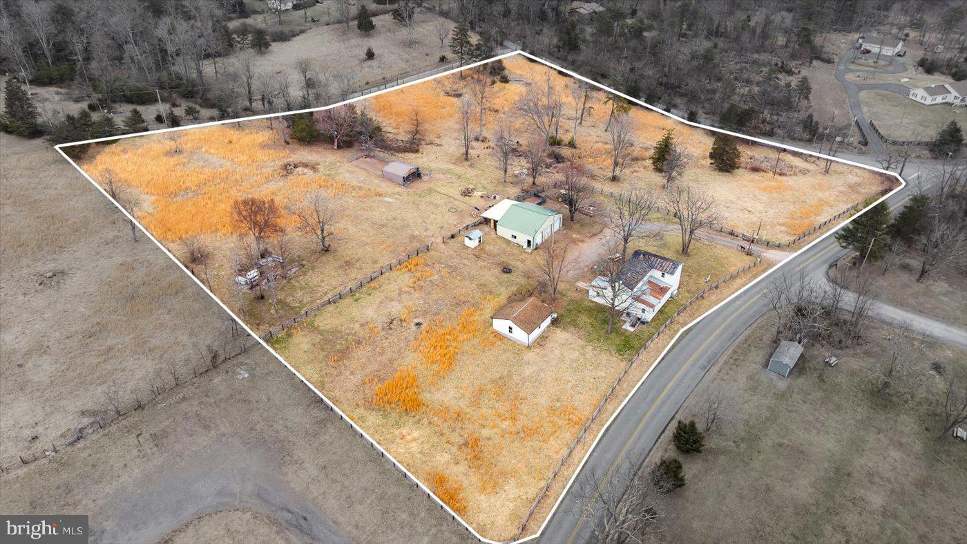 146 HOWARDS CHAPEL RD, WINCHESTER, Virginia 22603, 3 Bedrooms Bedrooms, ,2 BathroomsBathrooms,Farm,For sale,146 HOWARDS CHAPEL RD,VAFV2033988 MLS # VAFV2033988