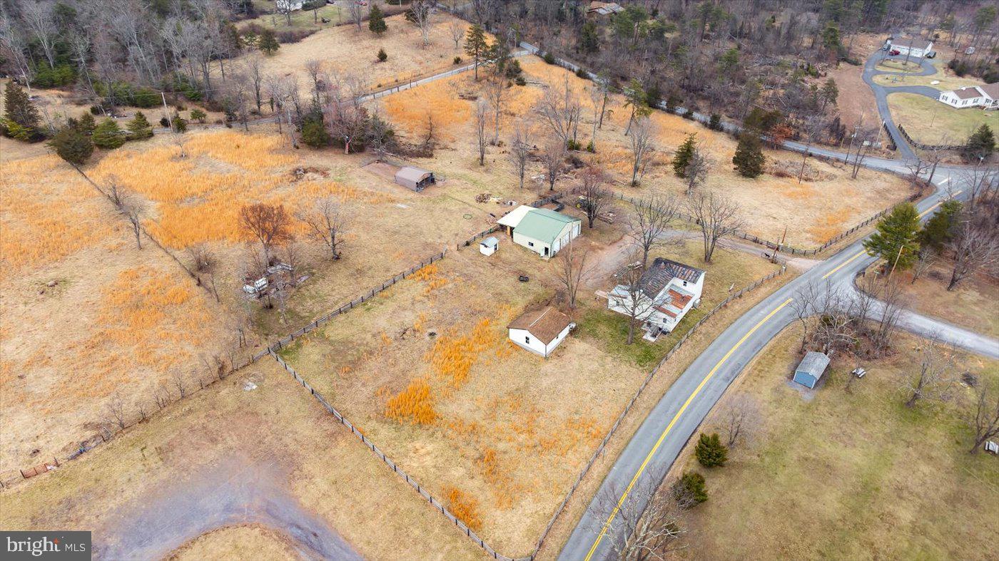 146 HOWARDS CHAPEL RD, WINCHESTER, Virginia 22603, 3 Bedrooms Bedrooms, ,2 BathroomsBathrooms,Farm,For sale,146 HOWARDS CHAPEL RD,VAFV2033988 MLS # VAFV2033988