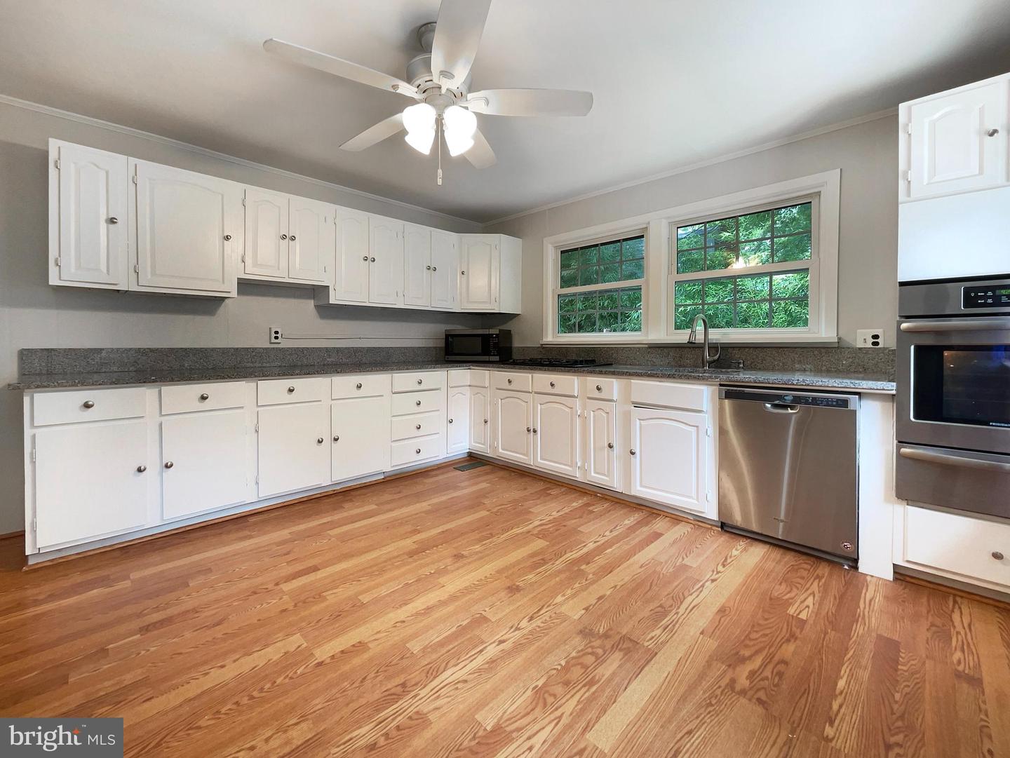 3118 BURGUNDY RD, ALEXANDRIA, Virginia 22303, 4 Bedrooms Bedrooms, ,2 BathroomsBathrooms,Residential,For sale,3118 BURGUNDY RD,VAFX2194180 MLS # VAFX2194180