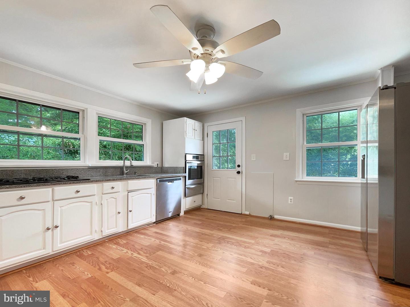 3118 BURGUNDY RD, ALEXANDRIA, Virginia 22303, 4 Bedrooms Bedrooms, ,2 BathroomsBathrooms,Residential,For sale,3118 BURGUNDY RD,VAFX2194180 MLS # VAFX2194180