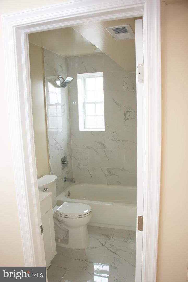 921 52ND ST NE, WASHINGTON, District Of Columbia 20019, ,Land,For sale,921 52ND ST NE,DCDC2198824 MLS # DCDC2198824
