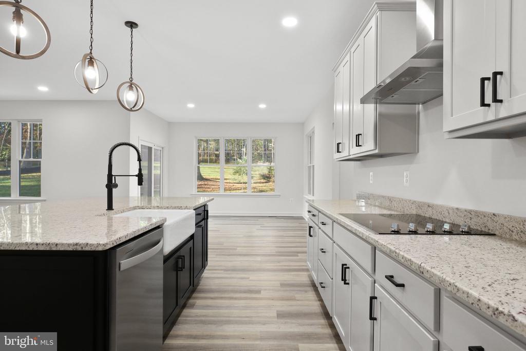11002 SCOTTS VIEW LN, FREDERICKSBURG, Virginia 22407, 5 Bedrooms Bedrooms, ,5 BathroomsBathrooms,Residential,11002 SCOTTS VIEW LN,VASP2030654 MLS # VASP2030654