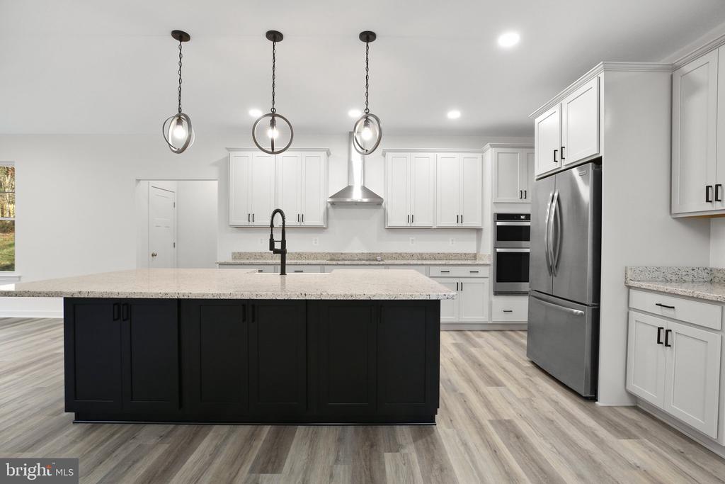 11002 SCOTTS VIEW LN, FREDERICKSBURG, Virginia 22407, 5 Bedrooms Bedrooms, ,5 BathroomsBathrooms,Residential,11002 SCOTTS VIEW LN,VASP2030654 MLS # VASP2030654