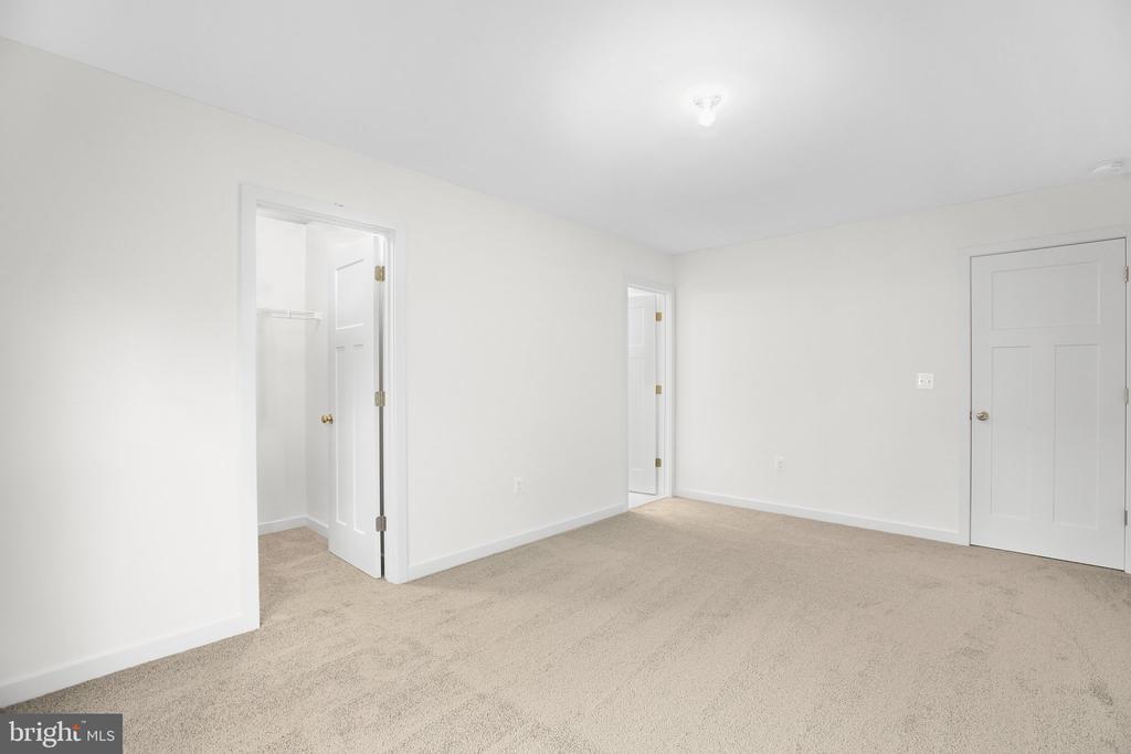 11002 SCOTTS VIEW LN, FREDERICKSBURG, Virginia 22407, 5 Bedrooms Bedrooms, ,5 BathroomsBathrooms,Residential,11002 SCOTTS VIEW LN,VASP2030654 MLS # VASP2030654