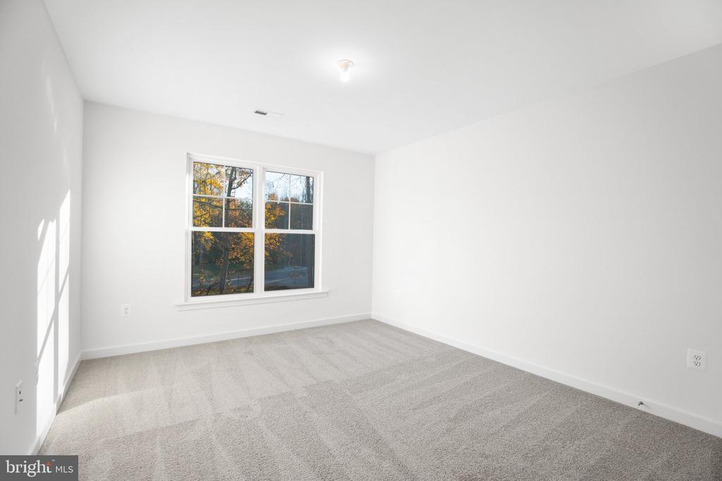 11002 SCOTTS VIEW LN, FREDERICKSBURG, Virginia 22407, 5 Bedrooms Bedrooms, ,5 BathroomsBathrooms,Residential,11002 SCOTTS VIEW LN,VASP2030654 MLS # VASP2030654