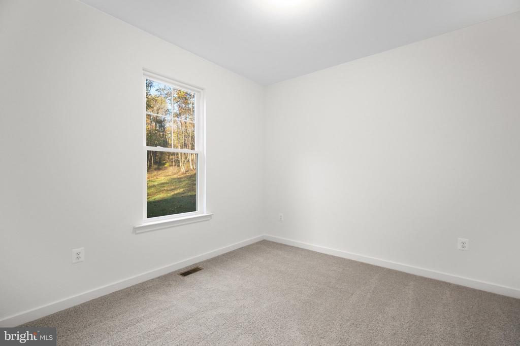 11002 SCOTTS VIEW LN, FREDERICKSBURG, Virginia 22407, 5 Bedrooms Bedrooms, ,5 BathroomsBathrooms,Residential,11002 SCOTTS VIEW LN,VASP2030654 MLS # VASP2030654