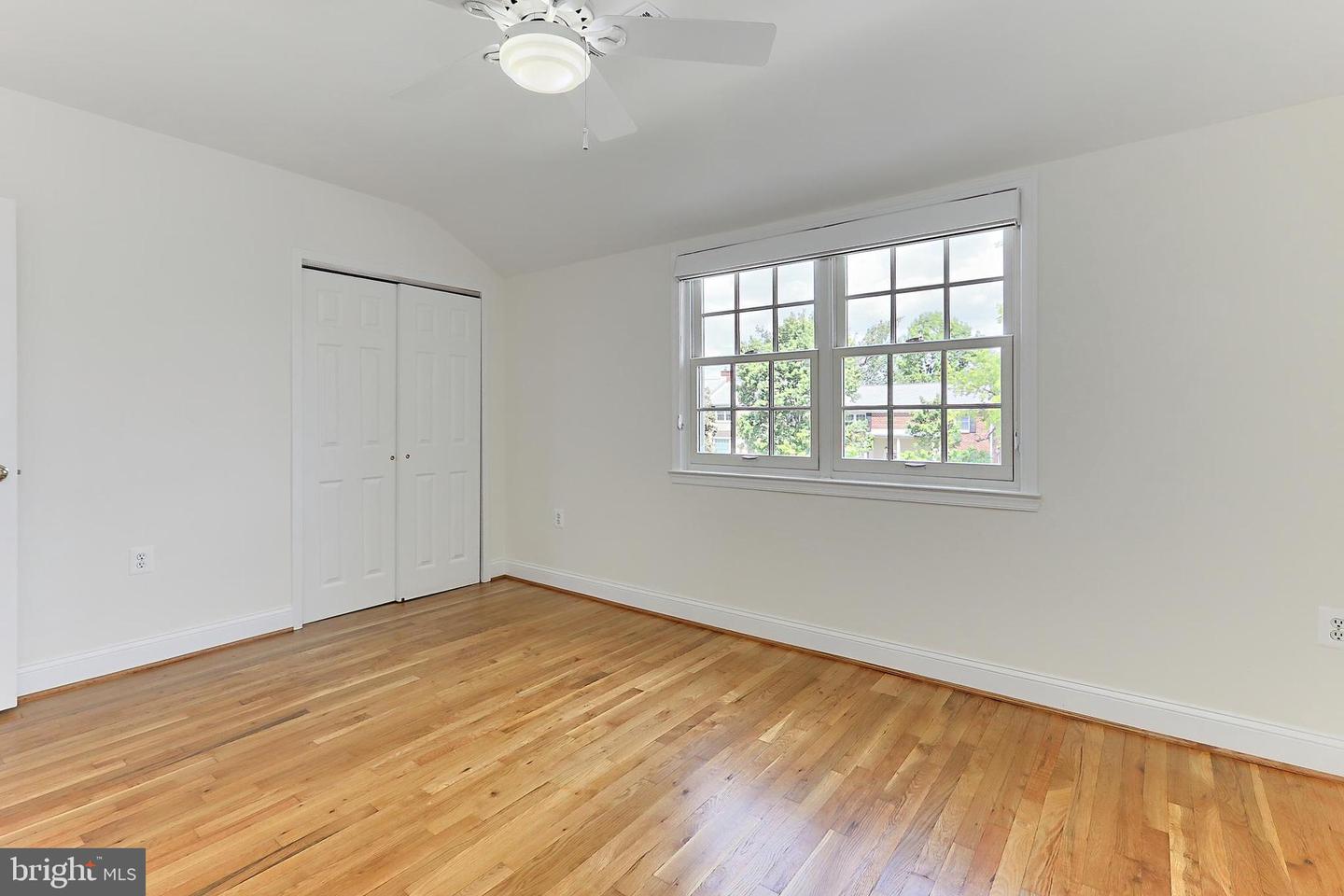 3752 KELLER AVE, ALEXANDRIA, Virginia 22302, 2 Bedrooms Bedrooms, ,2 BathroomsBathrooms,Residential,For sale,3752 KELLER AVE,VAAX2041548 MLS # VAAX2041548