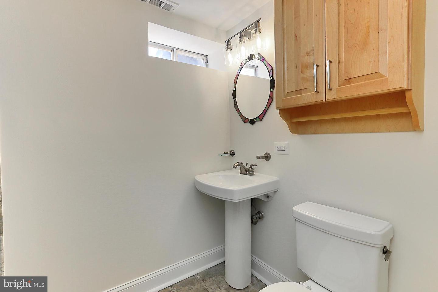 3752 KELLER AVE, ALEXANDRIA, Virginia 22302, 2 Bedrooms Bedrooms, ,2 BathroomsBathrooms,Residential,For sale,3752 KELLER AVE,VAAX2041548 MLS # VAAX2041548