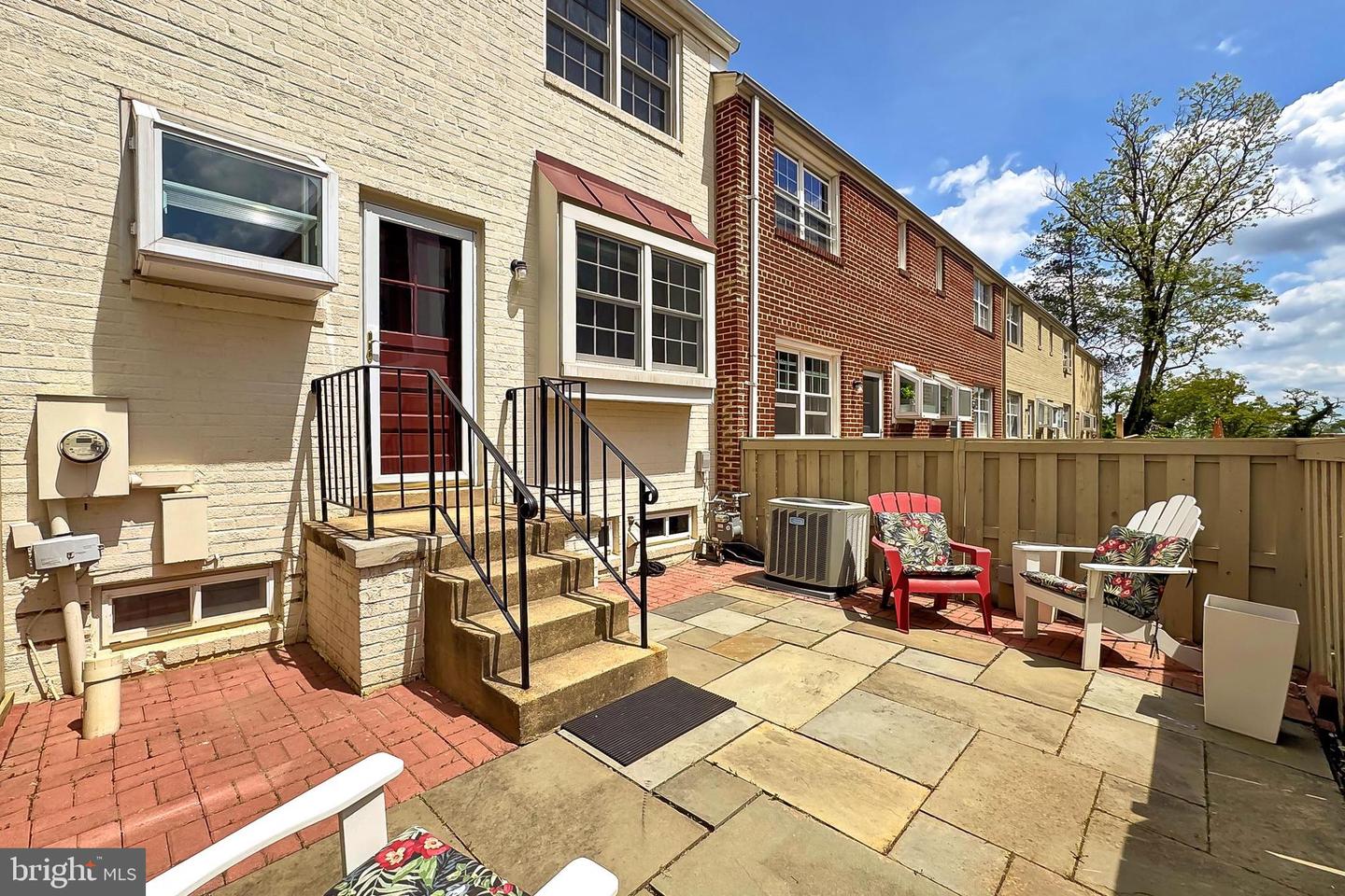 3752 KELLER AVE, ALEXANDRIA, Virginia 22302, 2 Bedrooms Bedrooms, ,2 BathroomsBathrooms,Residential,For sale,3752 KELLER AVE,VAAX2041548 MLS # VAAX2041548