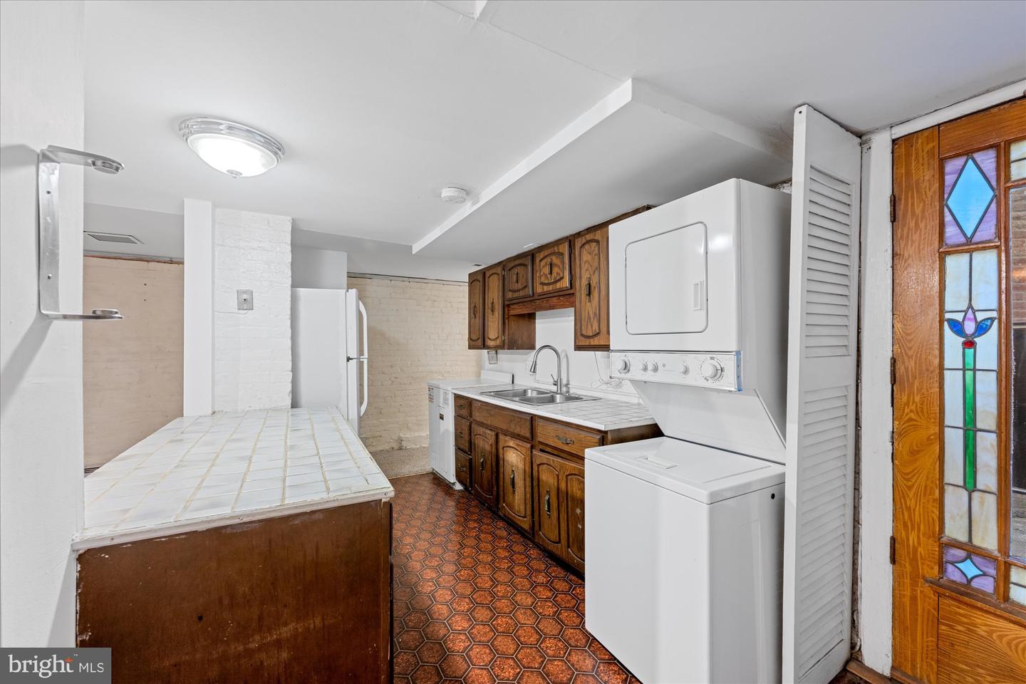 14 10TH ST NE, WASHINGTON, District Of Columbia 20002, 5 Bedrooms Bedrooms, ,3 BathroomsBathrooms,Residential,For sale,14 10TH ST NE,DCDC2185560 MLS # DCDC2185560