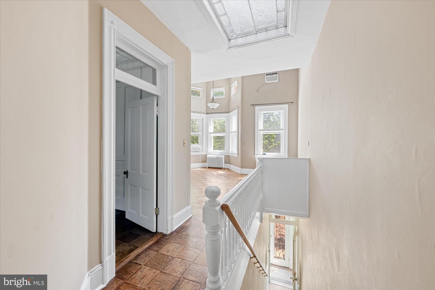14 10TH ST NE, WASHINGTON, District Of Columbia 20002, 5 Bedrooms Bedrooms, ,3 BathroomsBathrooms,Residential,For sale,14 10TH ST NE,DCDC2185560 MLS # DCDC2185560