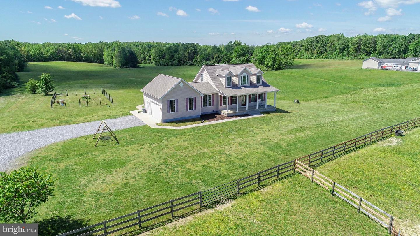7204 MORRIS RD, SPOTSYLVANIA, Virginia 22551, 4 Bedrooms Bedrooms, ,3 BathroomsBathrooms,Farm,For sale,7204 MORRIS RD,VASP2032734 MLS # VASP2032734