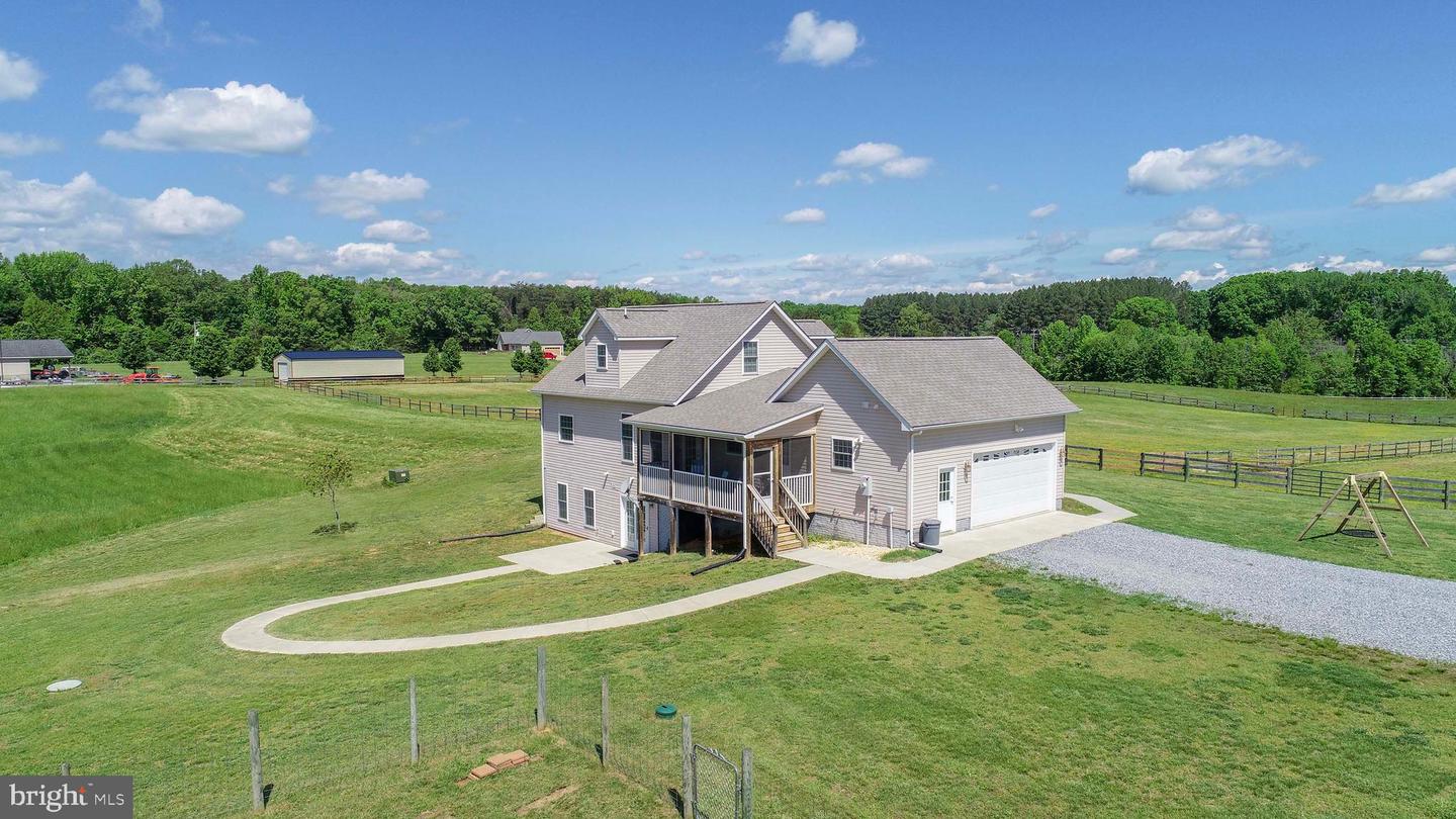 7204 MORRIS RD, SPOTSYLVANIA, Virginia 22551, 4 Bedrooms Bedrooms, ,3 BathroomsBathrooms,Farm,For sale,7204 MORRIS RD,VASP2032734 MLS # VASP2032734