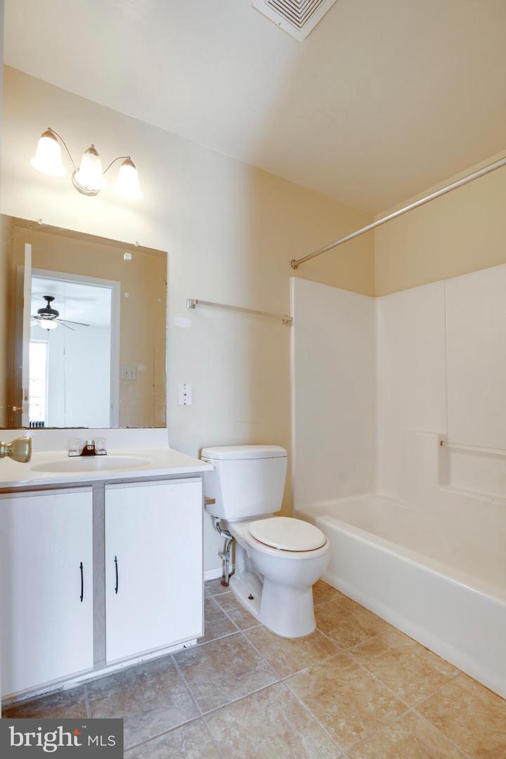40 SMOKEWOOD CT #200, STAFFORD, Virginia 22554, 3 Bedrooms Bedrooms, ,2 BathroomsBathrooms,Residential,For sale,40 SMOKEWOOD CT #200,VAST2036044 MLS # VAST2036044
