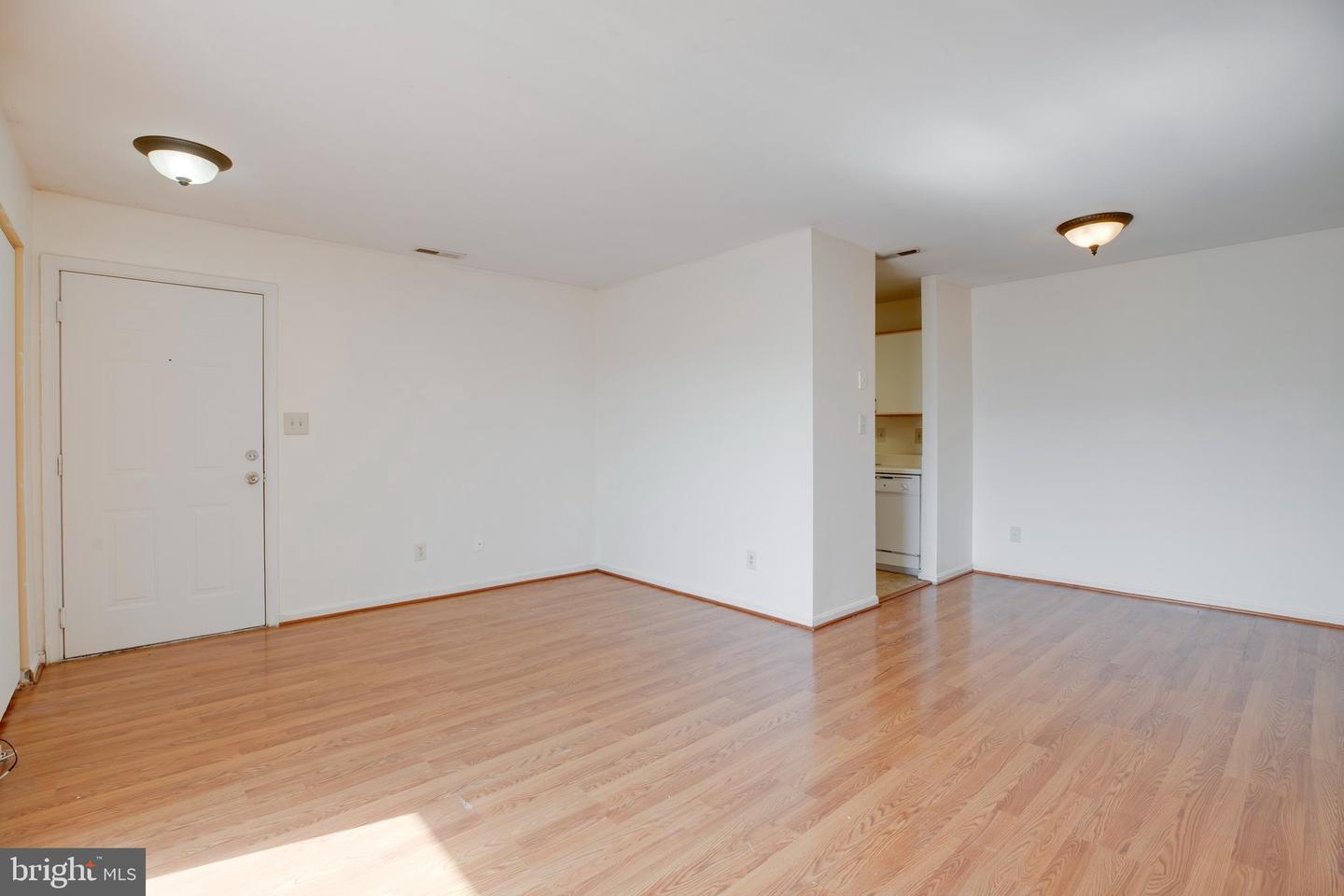 40 SMOKEWOOD CT #200, STAFFORD, Virginia 22554, 3 Bedrooms Bedrooms, ,2 BathroomsBathrooms,Residential,For sale,40 SMOKEWOOD CT #200,VAST2036044 MLS # VAST2036044