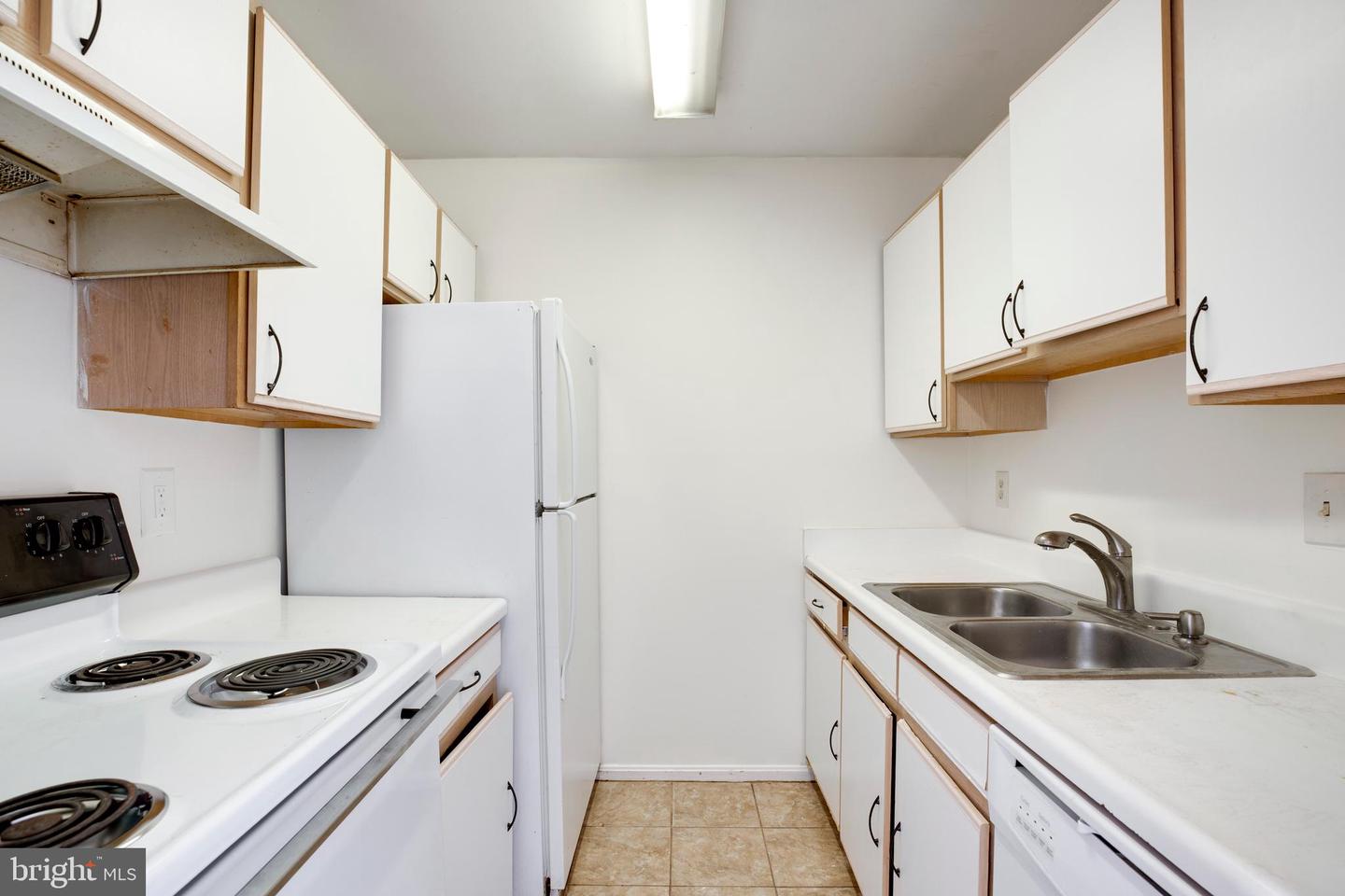 40 SMOKEWOOD CT #200, STAFFORD, Virginia 22554, 3 Bedrooms Bedrooms, ,2 BathroomsBathrooms,Residential,For sale,40 SMOKEWOOD CT #200,VAST2036044 MLS # VAST2036044