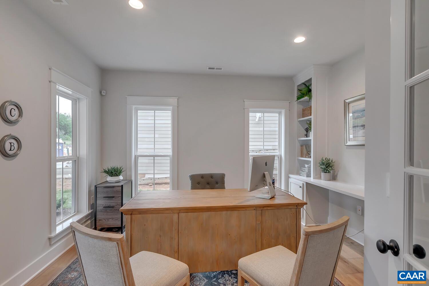 33 FOWLER ST, CHARLOTTESVILLE, Virginia 22911, 4 Bedrooms Bedrooms, ,4 BathroomsBathrooms,Residential,The Mechum,33 FOWLER ST,664188 MLS # 664188
