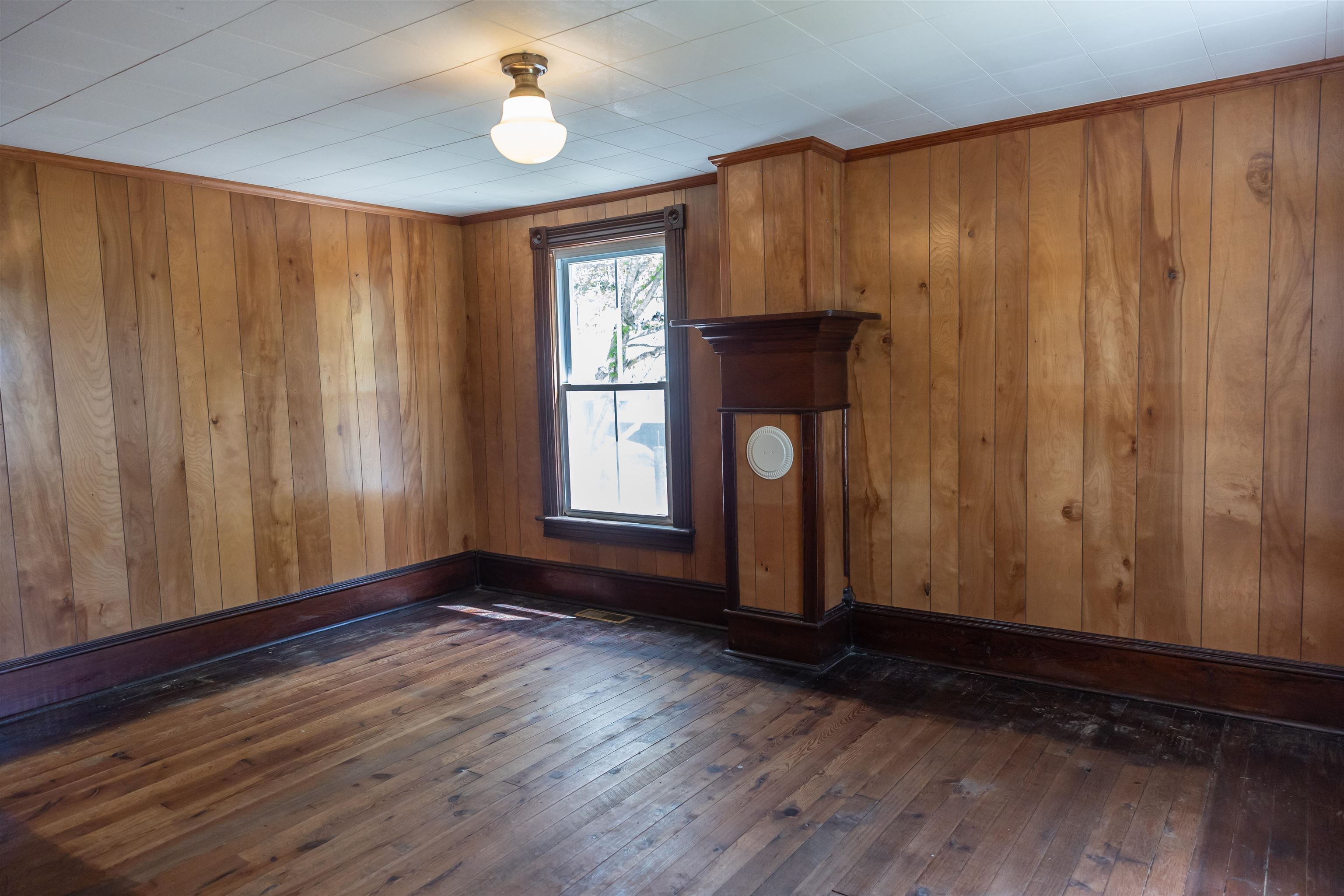 5794 WEST MIDLAND TRL, LEXINGTON, Virginia 24450, 3 Bedrooms Bedrooms, ,1 BathroomBathrooms,Residential,5794 WEST MIDLAND TRL,664190 MLS # 664190