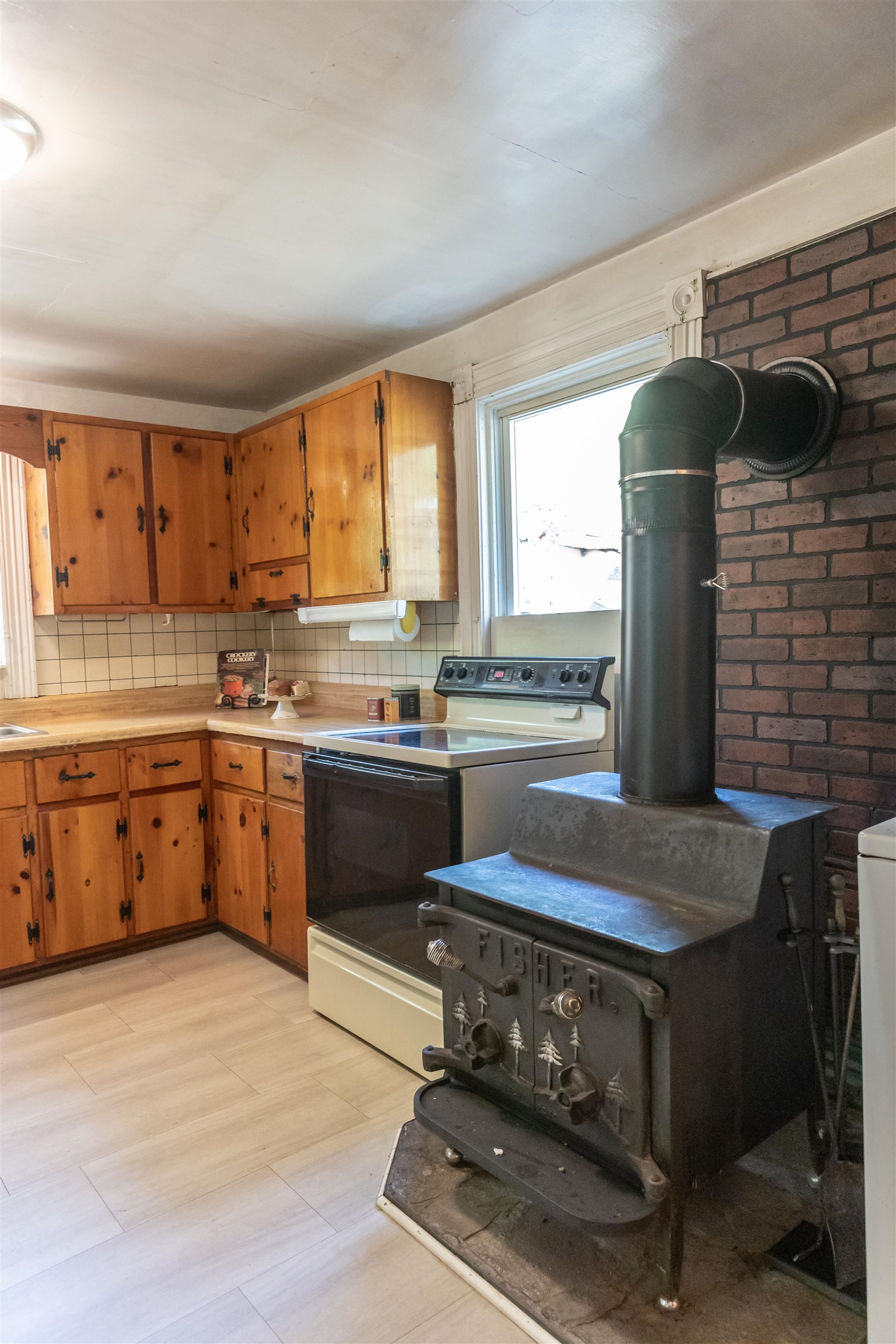5794 WEST MIDLAND TRL, LEXINGTON, Virginia 24450, 3 Bedrooms Bedrooms, ,1 BathroomBathrooms,Residential,5794 WEST MIDLAND TRL,664190 MLS # 664190