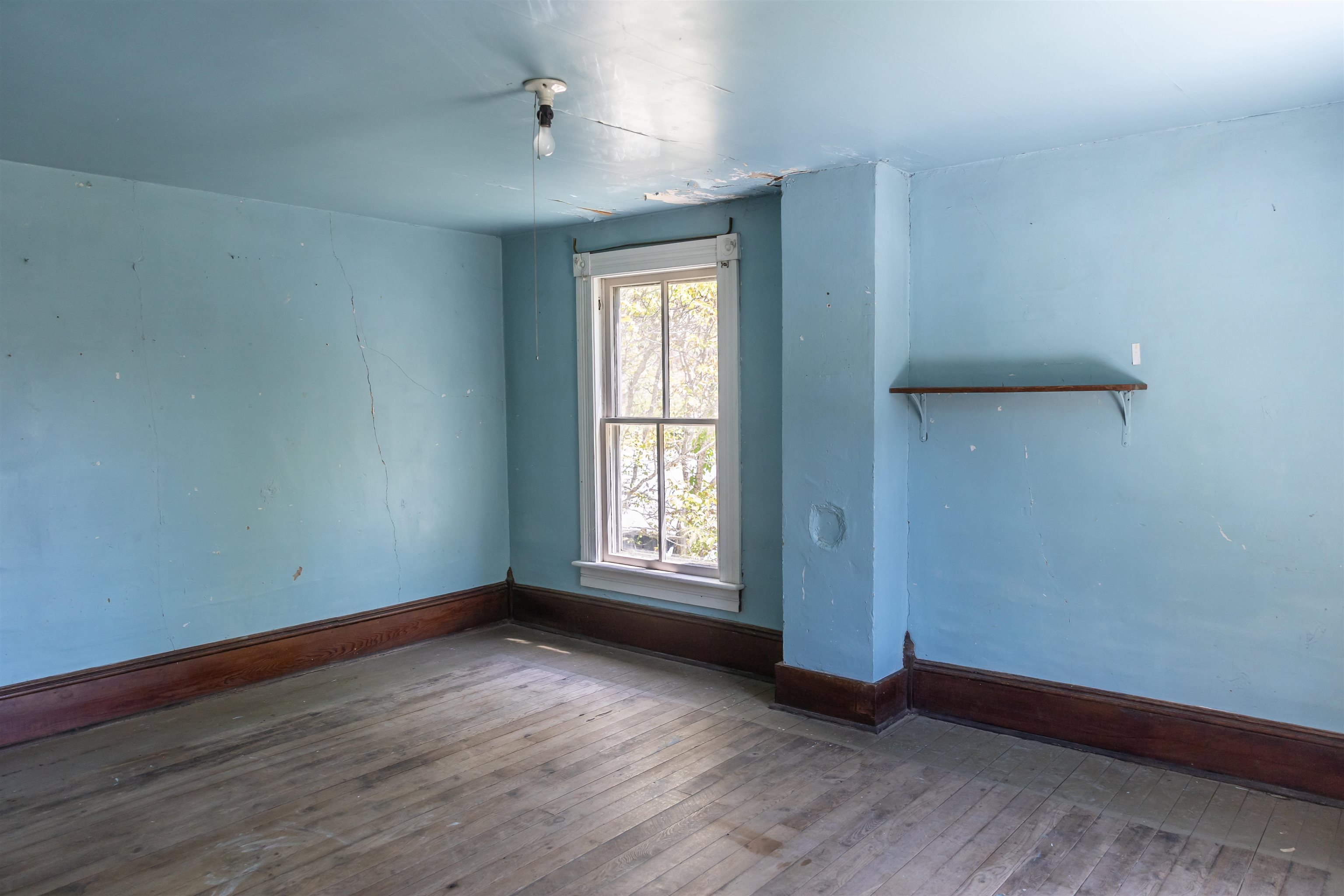 5794 WEST MIDLAND TRL, LEXINGTON, Virginia 24450, 3 Bedrooms Bedrooms, ,1 BathroomBathrooms,Residential,5794 WEST MIDLAND TRL,664190 MLS # 664190