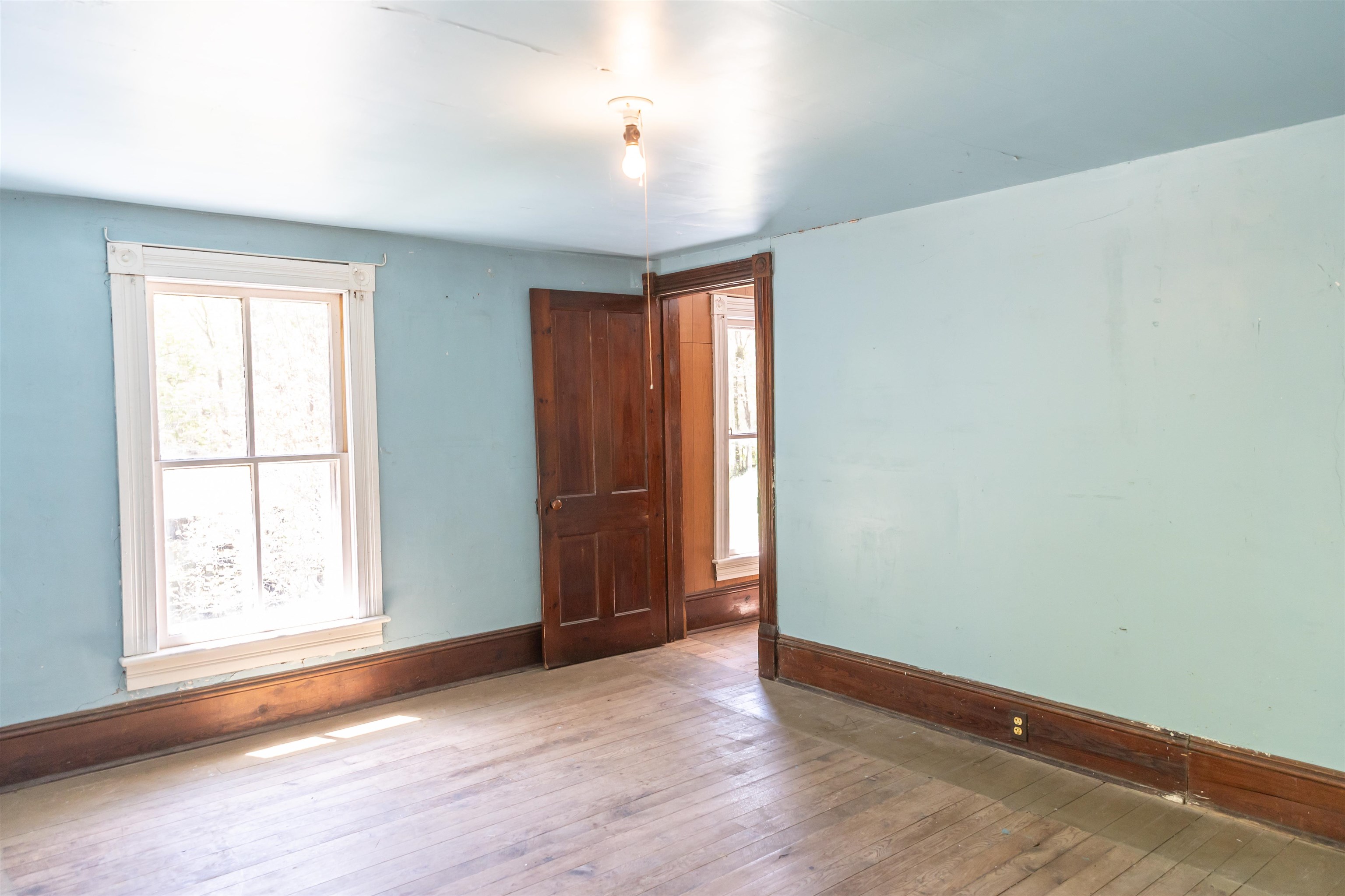 5794 WEST MIDLAND TRL, LEXINGTON, Virginia 24450, 3 Bedrooms Bedrooms, ,1 BathroomBathrooms,Residential,5794 WEST MIDLAND TRL,664190 MLS # 664190