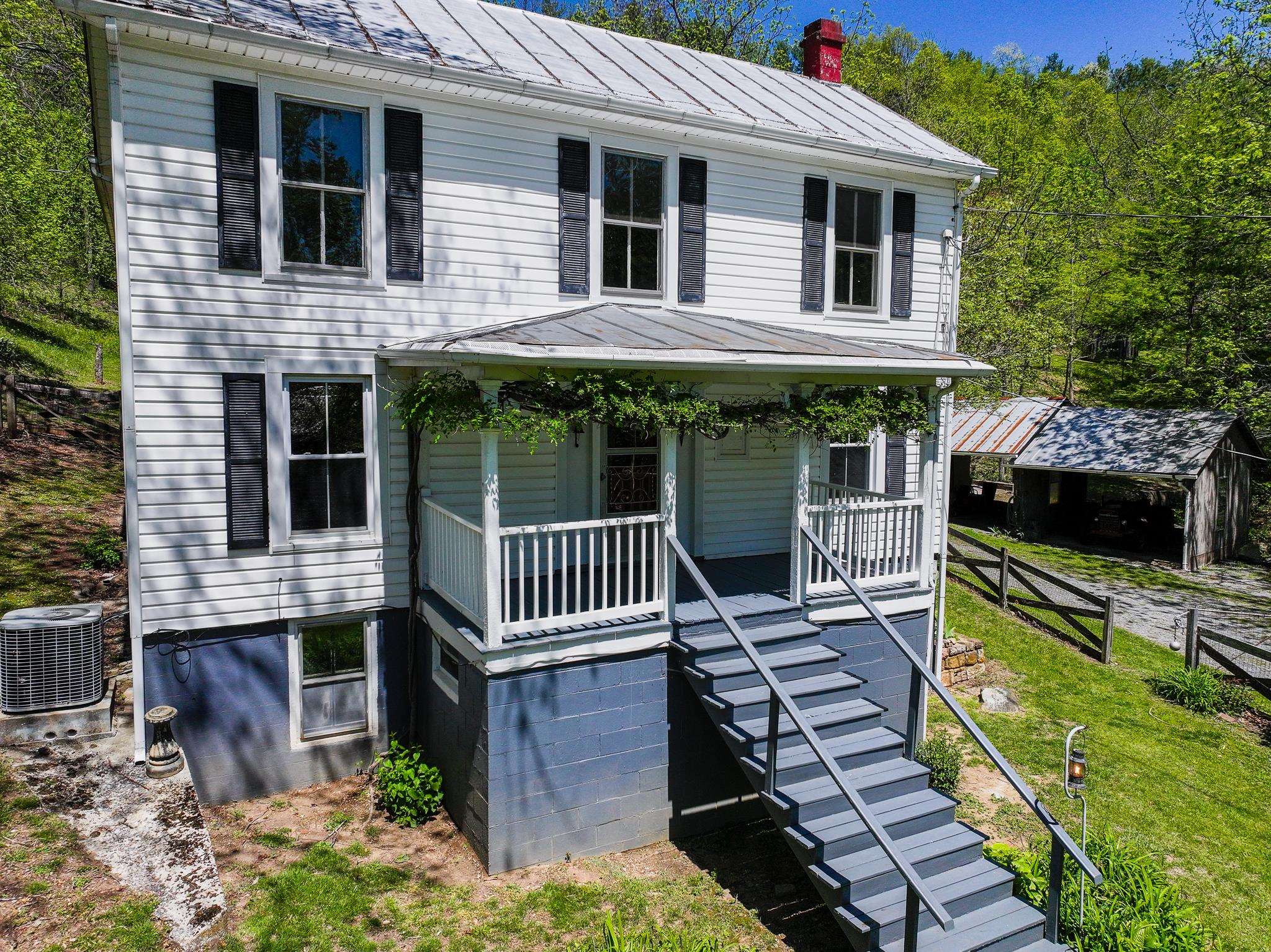5794 WEST MIDLAND TRL, LEXINGTON, Virginia 24450, 3 Bedrooms Bedrooms, ,1 BathroomBathrooms,Residential,5794 WEST MIDLAND TRL,664190 MLS # 664190