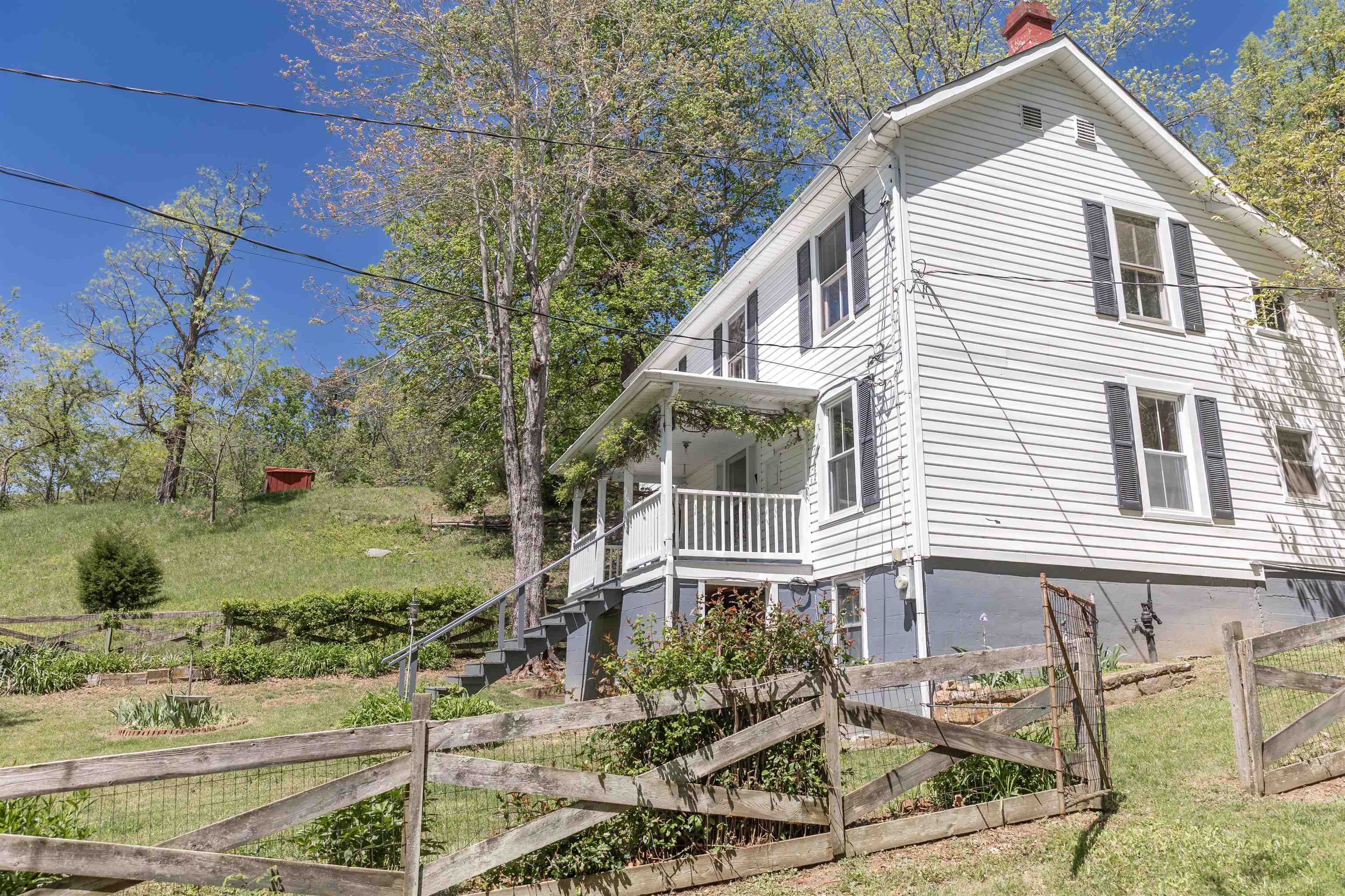 5794 WEST MIDLAND TRL, LEXINGTON, Virginia 24450, 3 Bedrooms Bedrooms, ,1 BathroomBathrooms,Residential,5794 WEST MIDLAND TRL,664190 MLS # 664190