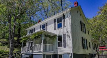 5794 WEST MIDLAND TRL, LEXINGTON, Virginia 24450, 3 Bedrooms Bedrooms, ,1 BathroomBathrooms,Residential,5794 WEST MIDLAND TRL,664190 MLS # 664190
