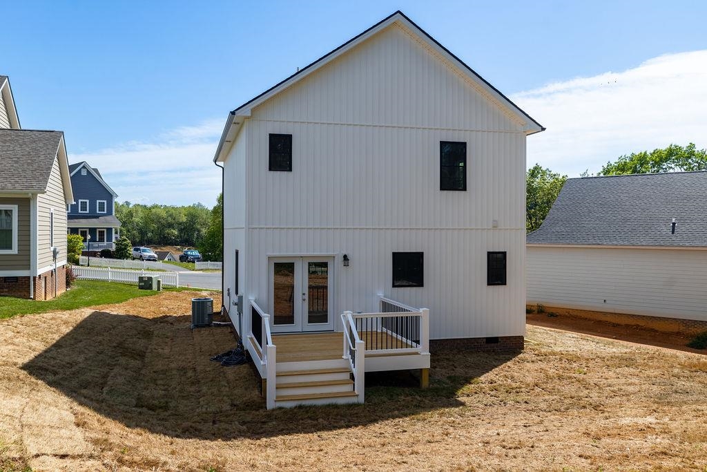 15 TOPSIDE CR, STAUNTON, Virginia 24401, 3 Bedrooms Bedrooms, ,2 BathroomsBathrooms,Residential,15 TOPSIDE CR,664191 MLS # 664191