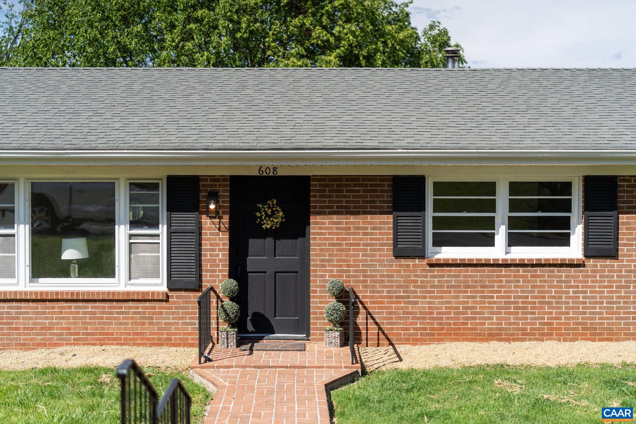 608 DAVID ST, STAUNTON, Virginia 24401, 4 Bedrooms Bedrooms, ,2 BathroomsBathrooms,Residential,608 DAVID ST,664195 MLS # 664195